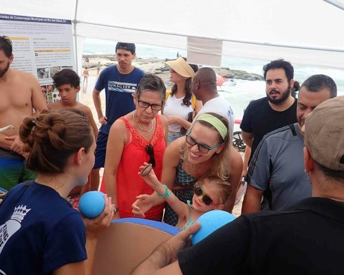 __2019.11.09 Evento 3° NUPEM Praia Cavaleiros Oceanografia LGF90020 (Luciano Fischer)