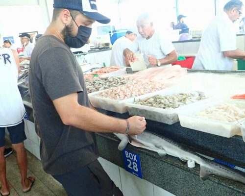 2022.04.14 Projeto Salvar Desembarque Mercado Peixes Macaé RJ LGF00633 (Luciano Fischer)