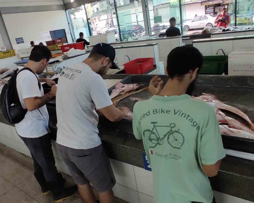 2022.05.12 Projeto Salvar Desembarque Mercado Peixes Macaé RJ IMG_20220512_090007 (Luciano Fischer)