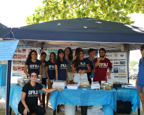 2023.03.22 Atividade Extensão Projeto Oceanos, Salvar & Maré-Limpa ( (Imbetiba) Dia Mundial água 068A1635 (Luciano Fischer)