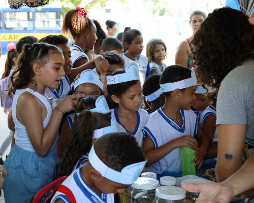 2023.03.22 Atividade Extensão Projeto Oceanos, Salvar & Maré-Limpa ( (Imbetiba) Dia Mundial água 068A1674 (Luciano Fischer)