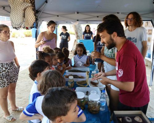 2023.03.22 Atividade Extensão Projeto Oceanos, Salvar & Maré-Limpa ( (Imbetiba) Dia Mundial água 068A1728 (Luciano Fischer)